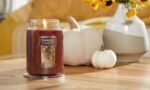 Yankee Candle Autumn Wreath Scented Large Jar, 22oz, Single Wick, 110+ Hours Burn Time—Ideal Fall Gift! - Image 3