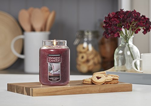 41Uual2urTL._SL500_.jpg Yankee Candle Home Sweet Home Scented Large Jar, 22oz, 110+ Hours Burn, Perfect for Fall & Holiday Decor. - Image 6