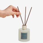 Cocorrína Premium Reed Diffuser Set with Preserved Baby's Breath & Cashmere Vanilla - 6.7oz Home Fragrance. - Image 6
