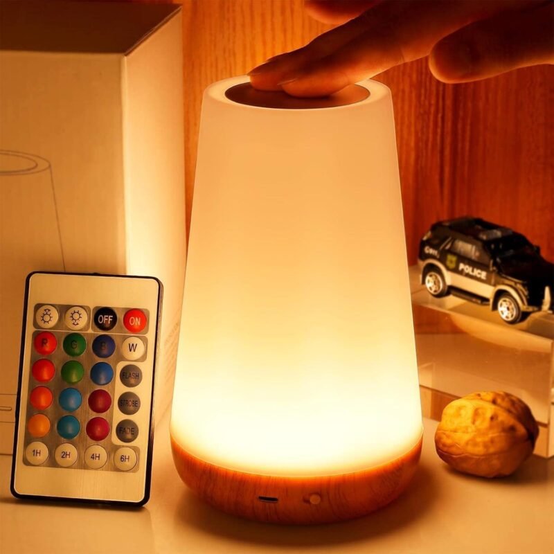 Our Review of the THAUSDAS Night Light: Brightness and Color Options