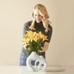 Zormon White Heart-Shaped Ceramic Vases - Set of 2 for Minimalist Home Decor and Table Centerpieces. - Image 8