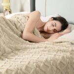 Aganear Fleece Throw Blanket: Soft, Lightweight & Cozy Blanket for Women - Ideal Gift for Any Occasion (50"x60", Khaki) - Image 4