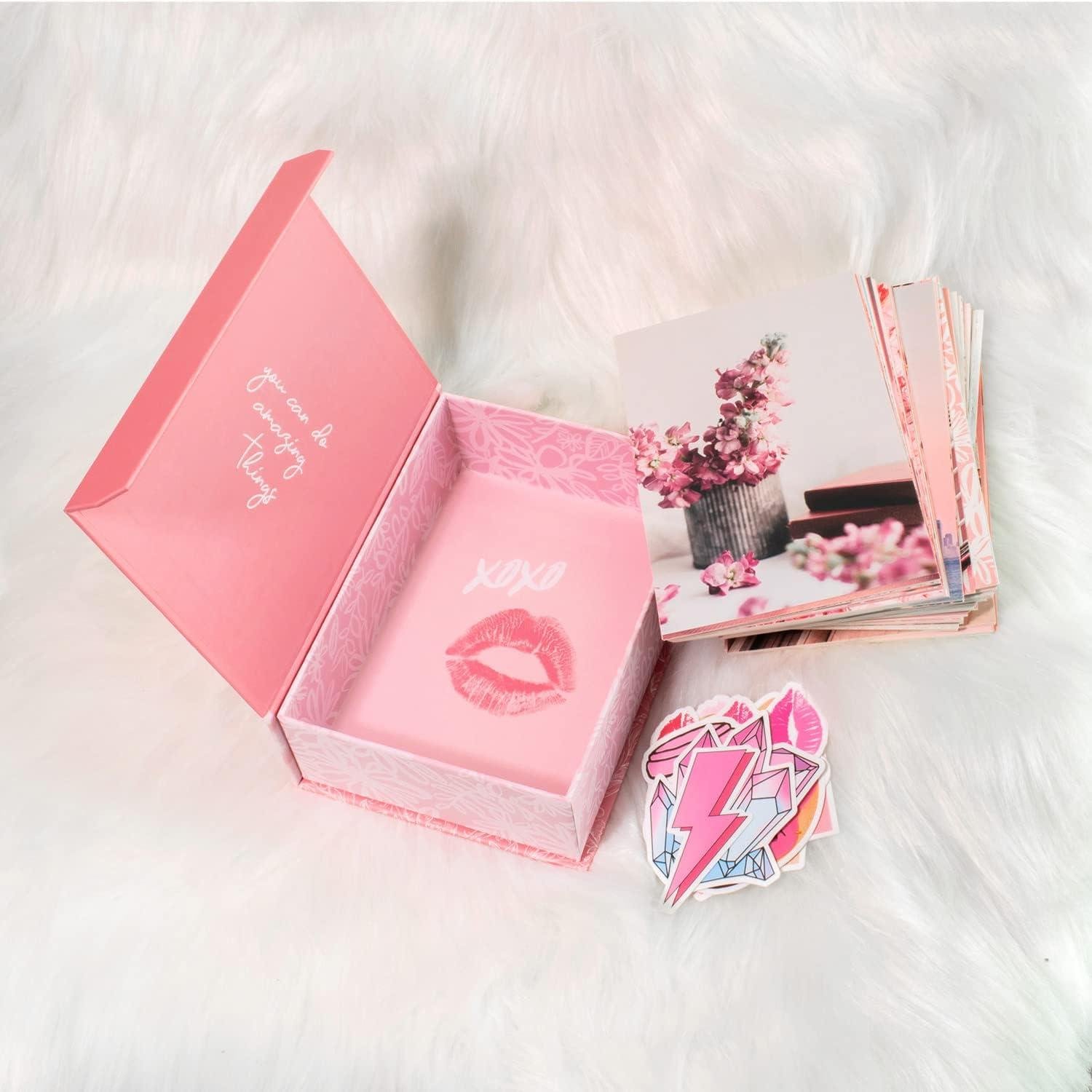 We Review: Artivo's Pink Aesthetic Wall Collage Kit