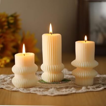 MTLEE 3 Pcs 4.7, 4.2, 3.2 in Height, Small Ribbed Pillar Candles Scented Aesthetic Modern Decorative Soy Wax Candles for Wedding Dinner Christmas Home Decor(Ivory White)