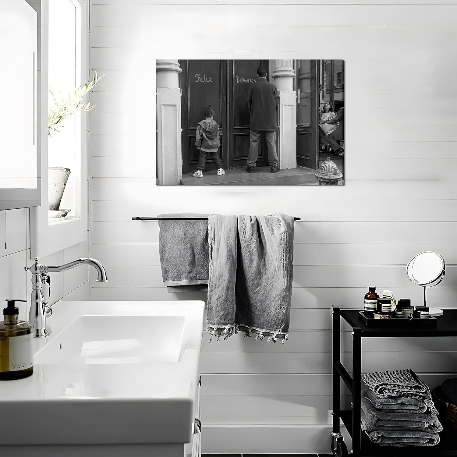 Our Take on ZNHART's Hilarious ⁢Bathroom‌ Canvas Art