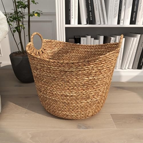 51wQ1mHe4YL._SL500_.jpg Deco 79 Seagrass Large Woven Storage Basket with Handles, Stylish Organizer 20" x 18" x 19", Brown - Image 7