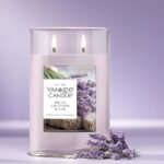 Yankee Candle Large Tumbler: 20 oz Scented Candle, 80-Hour Burn Time, Dried Lavender & Oak Fragrance. - Image 4