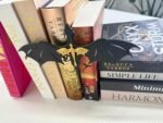 TwoDays 4th Wing Dragon Bookshelf Decor – Fantasy Romance Gifts for Book Lovers (8.5'' x 6.8'') - Image 6
