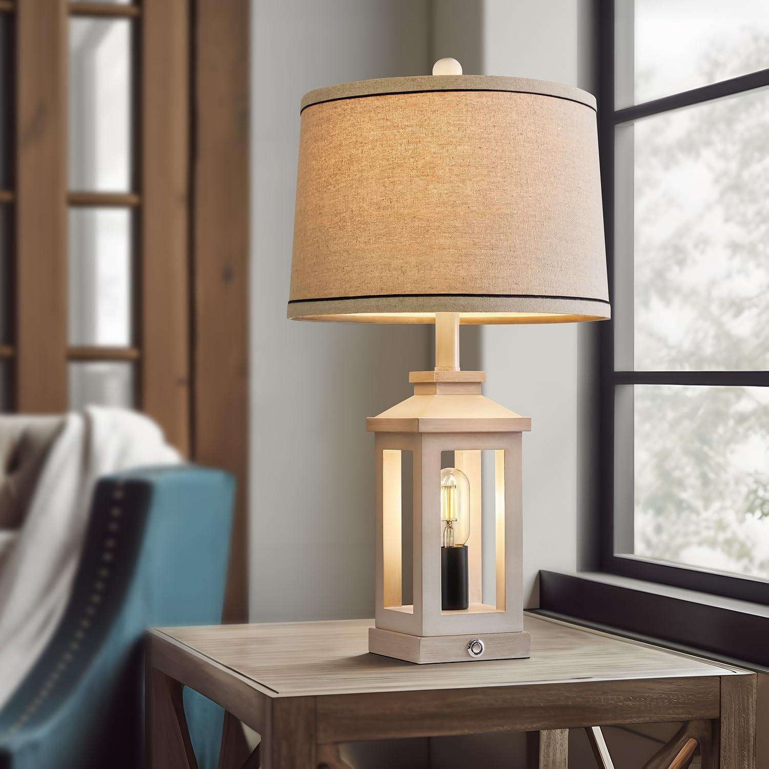 Our Review: ⁢Stylish ⁣Retro Farmhouse Lamps with USB C+A Ports