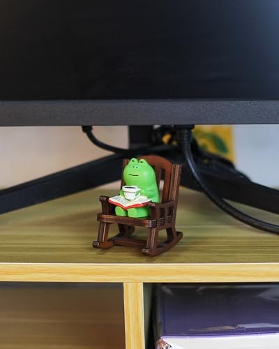41yGU9uMXWL._SL500_.jpg Mevodeata Mini Frog Figurine with Sofa - Adorable Resin Home Decor for Frog Lovers - Image 3