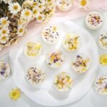 Honoson 12 Pcs Scented Tealights Dried Flower Candles Wedding Bridesmaid Gift 4 Floral Scents Jasmine Lavender Rose and Globe Purple 8-hour Smokeless Tealight Candles for Wedding Bridal Shower Spa