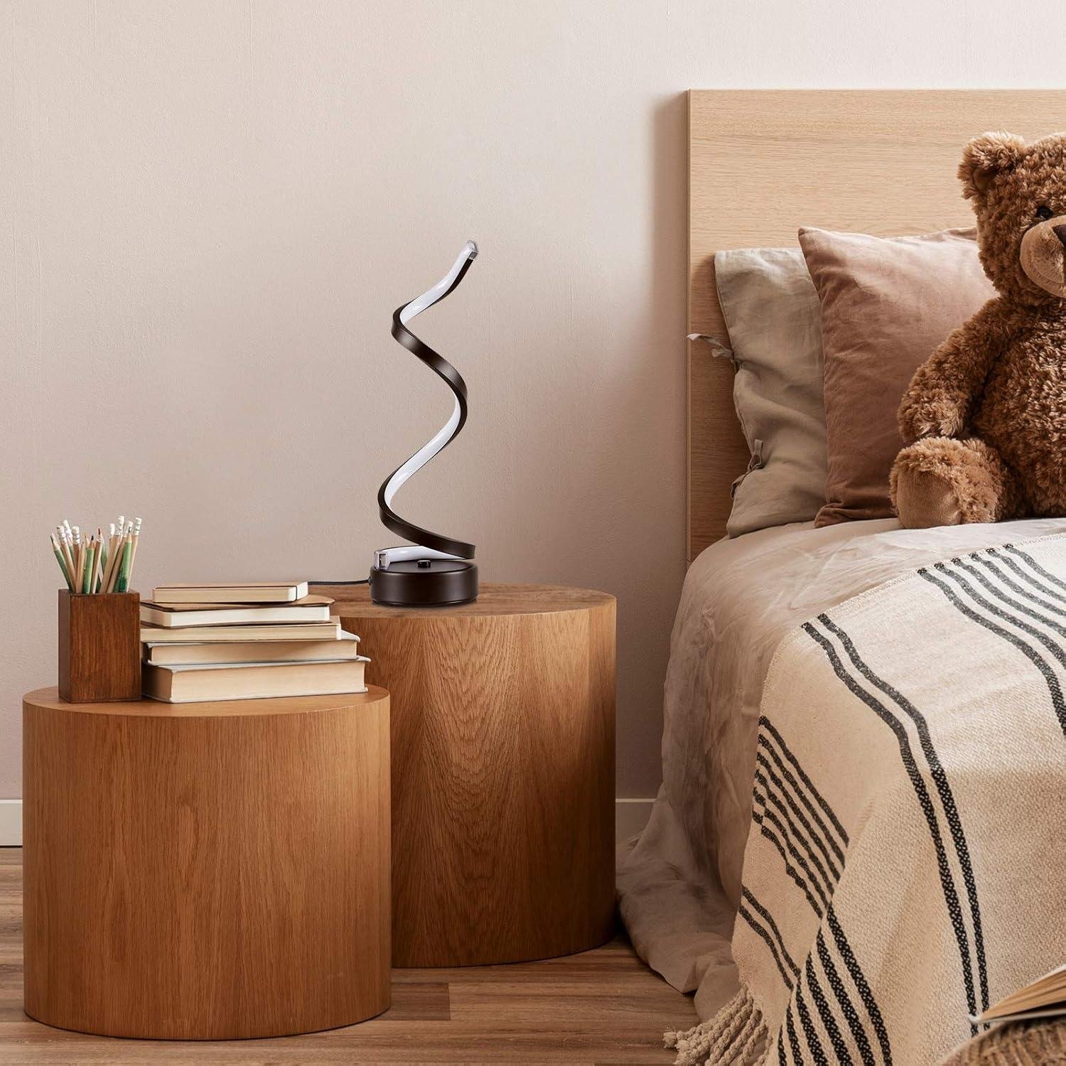 Our Review of NUÜR's Stylish & Dimmable LED Table Lamp Set