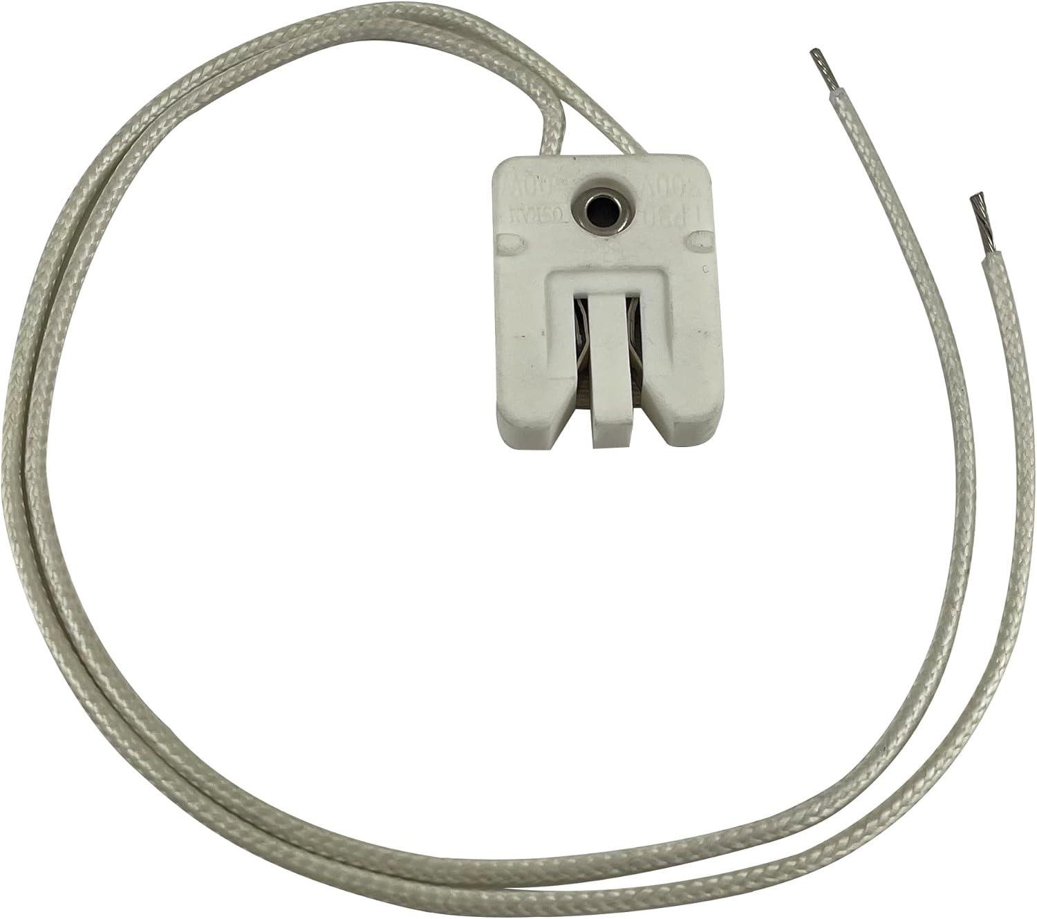 Our Review of the SYLVANIA 69022 Steatite Socket for Halogen Lamps
