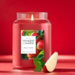 Yankee Candle Macintosh – 22oz Fall Scented Jar Candle with 150-Hour Burn Time - Image 4