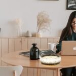 Large 3-Wick Citrus Candle, 17 oz Aromatherapy Gift for Women - Ideal for Mother's Day, Birthdays, Anniversaries. - Image 5