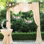 GUDELAK 12Pcs 12-Inch Gold Metal Floral Hoop Centerpieces with Wood Base for DIY Wedding Decor and Crafts. - Image 6