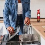 Febreze Air Mist Spray, Odor-Eliminating Air Freshener for Home & Bathroom, Baked Cinnamon Apples, 8.8oz, 2-Pack. - Image 6