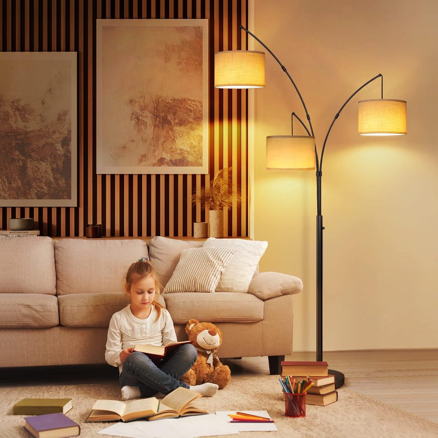 Our Review of the OUTON arc LED Floor Lamp: Stylish, Bright & adjustable