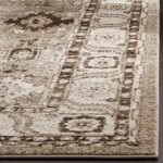 SAFAVIEH Vintage Hamadan 3' Square Area Rug - Taupe, Persian Design, Non-Shedding, Easy Clean for Living Room, Bedroom, Dining (VTH214T) - Image 3