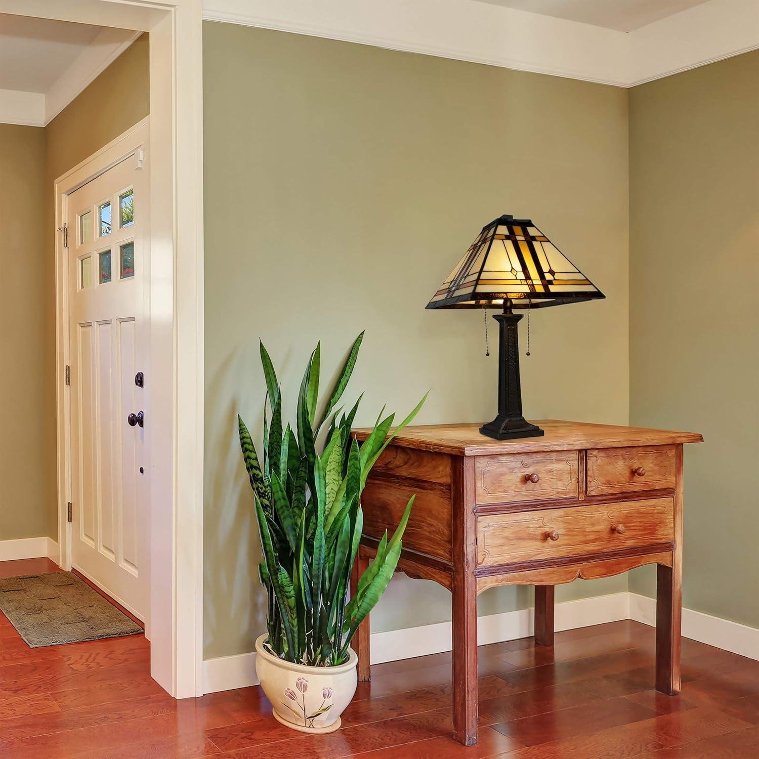 Our Review of⁤ the Lavish Home Tiffany-Style Table Lamp: Vintage Charm and LED Efficiency